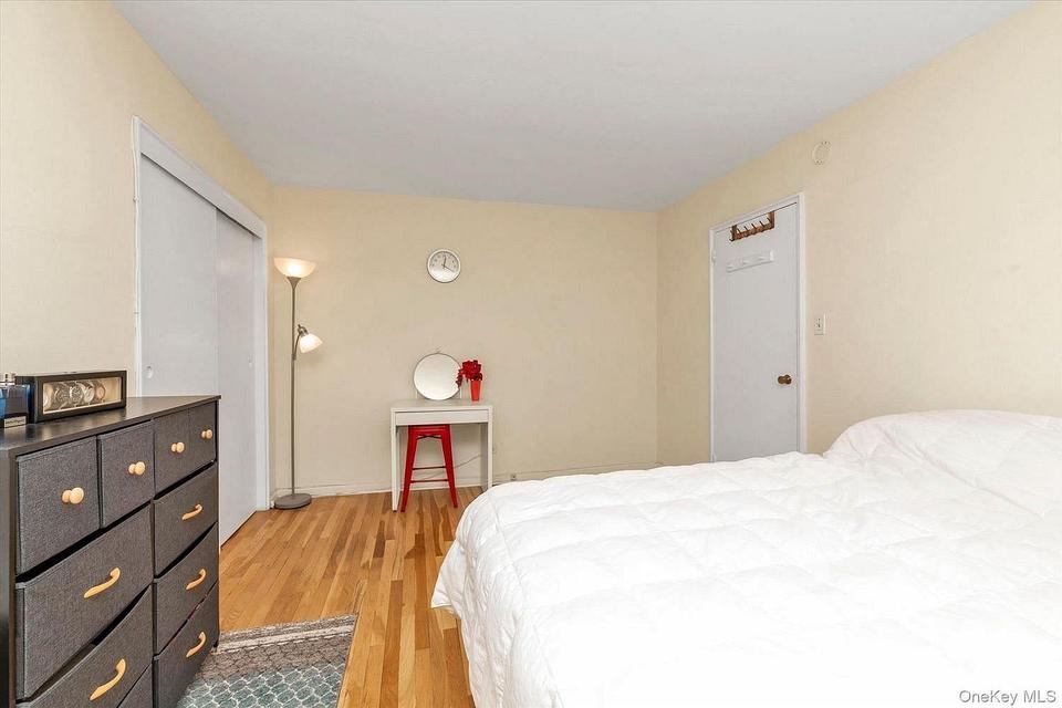 Bayside $280,000 合作公寓 照片 9