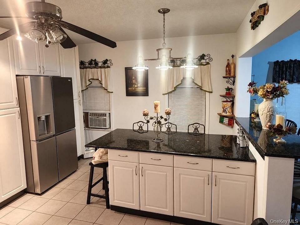 Bayside $2,999,999 双单位住宅 照片 3