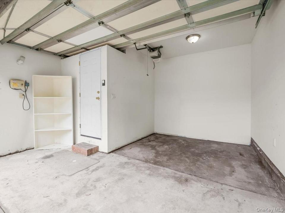 Great Neck Estates $1,948,000 砖砌 Colonial 独栋 照片 3