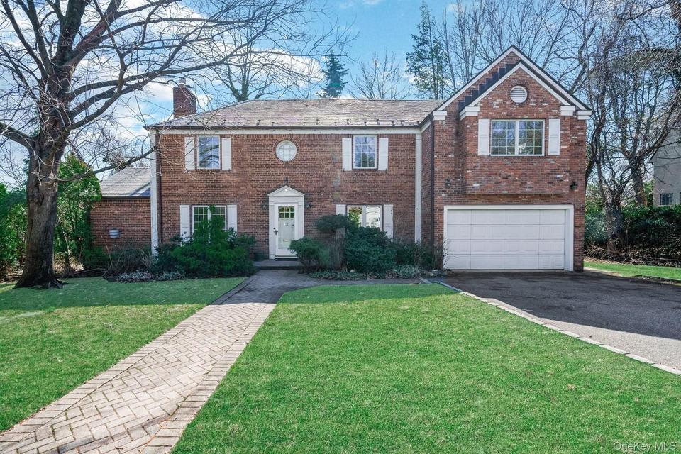 Great Neck Estates $1,948,000 砖砌 Colonial 独栋 照片 8