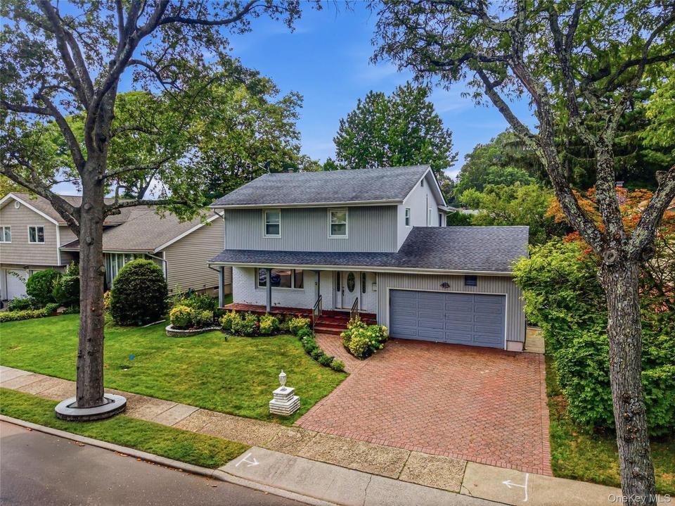 Port Washington (Soundview) $1,399,000 扩建 Colonial 独栋 照片 1