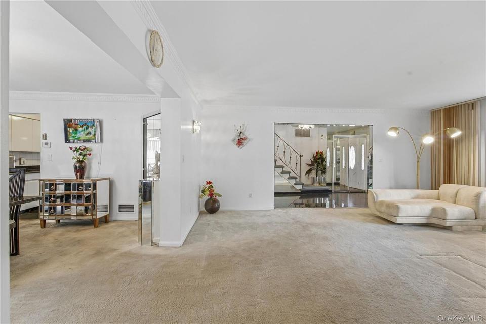 Port Washington (Soundview) $1,399,000 扩建 Colonial 独栋 照片 7
