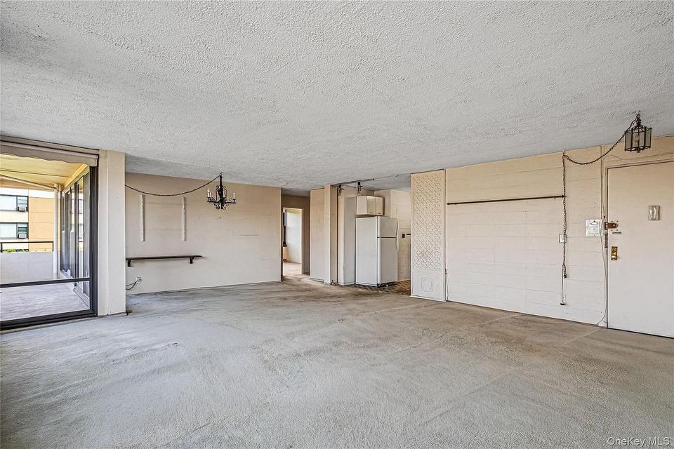 Whitestone $370,000 合作公寓 照片 8