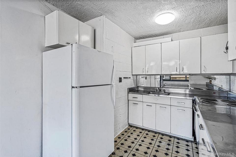 Whitestone $370,000 合作公寓 照片 10