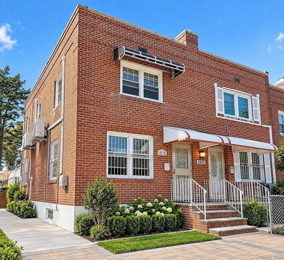 Whitestone $993,000 独栋住宅 照片 1