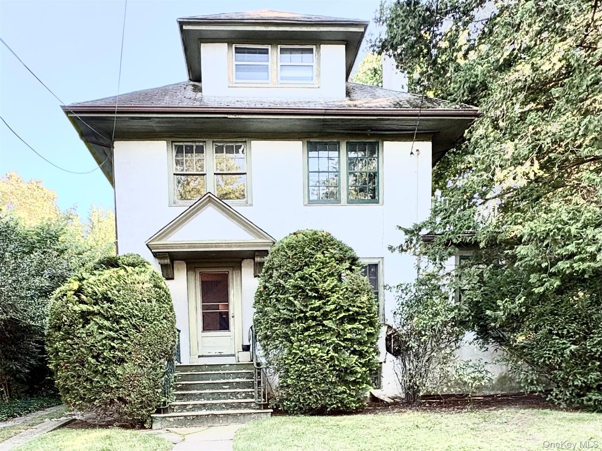 Little Neck (Douglas Manor) $1,280,000 独栋住宅（Craftsman） 照片 1