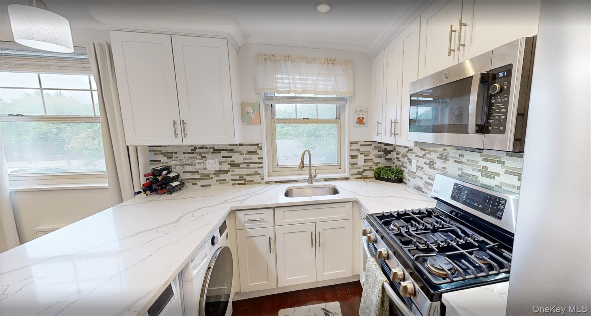 Little Neck $435,000 合作公寓 照片 9