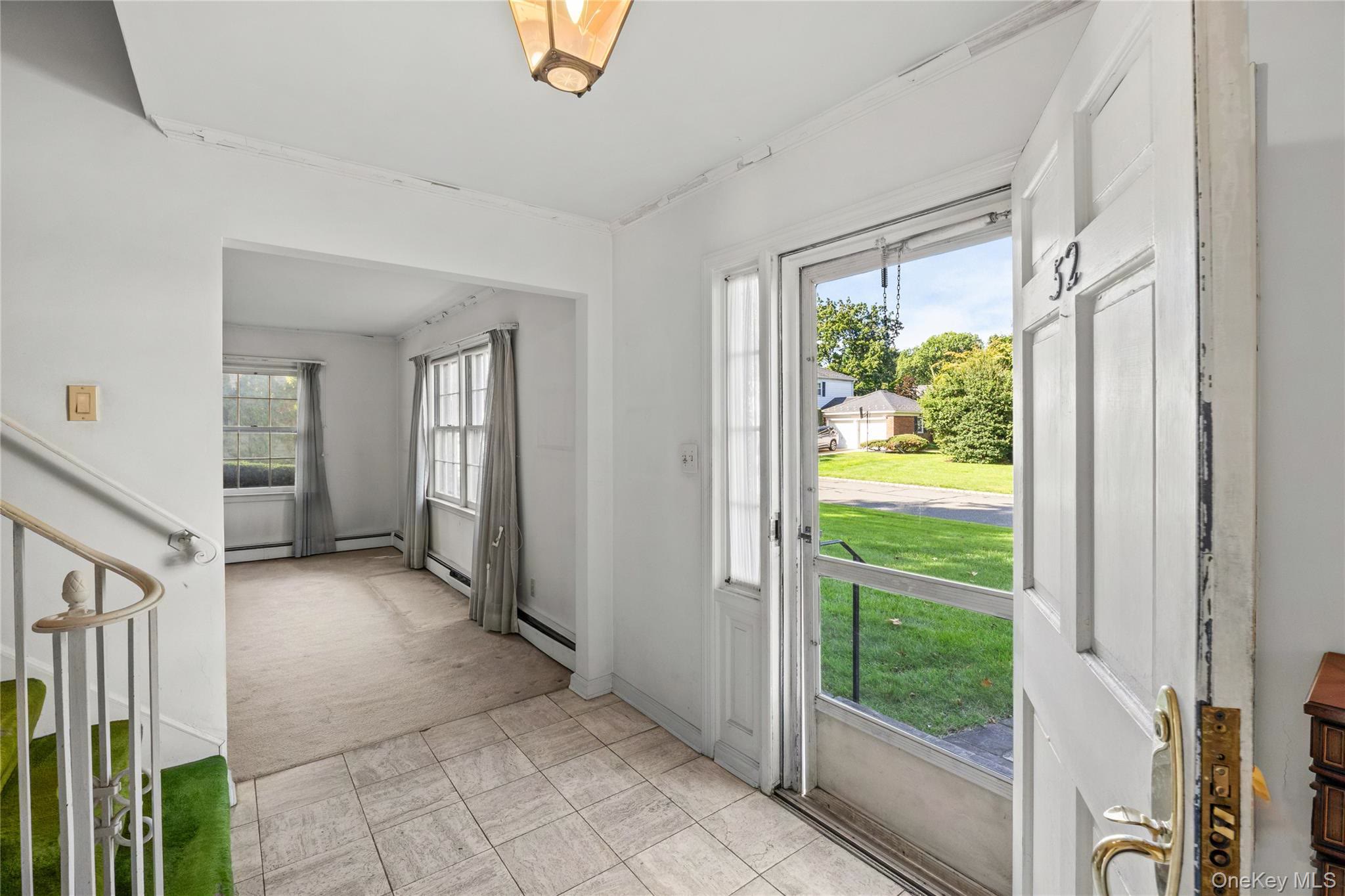 Manhasset (Munsey Park) $1,750,000 Colonial 独栋 照片 4