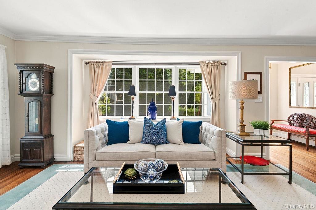 Manhasset (Plandome Heights) $2,085,000 独栋住宅 照片 5
