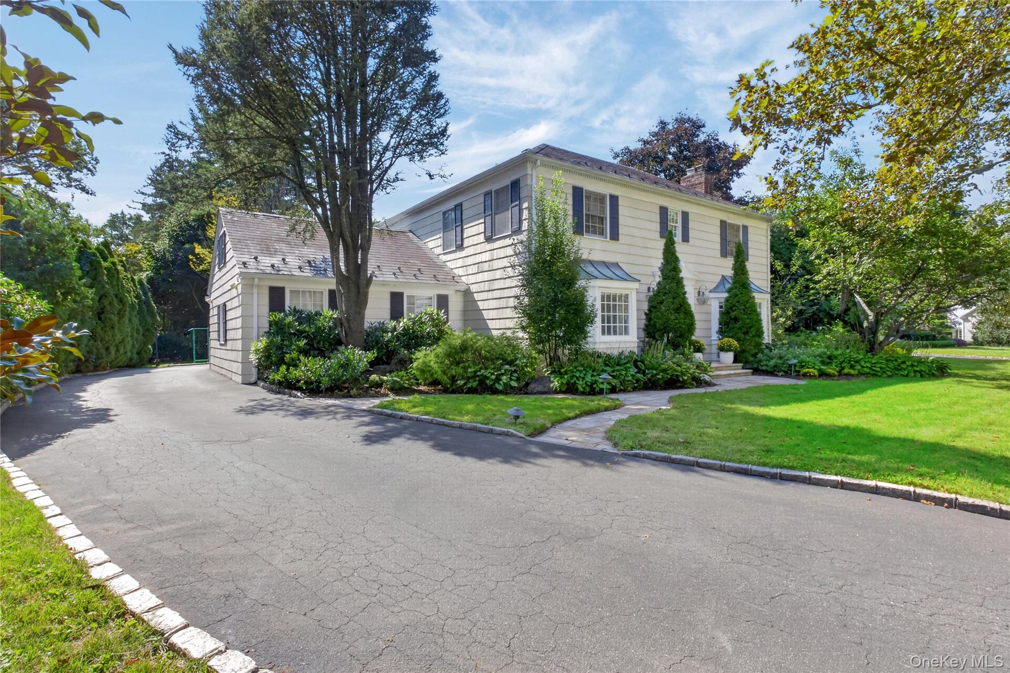 Manhasset (Munsey Park) $2,998,000 中央大厅 Colonial 独栋 照片 2