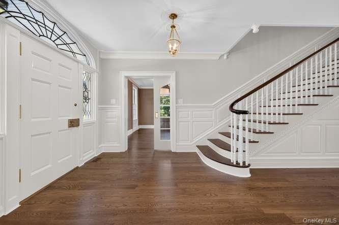 Manhasset (Plandome) $8,998,000 中央大厅 Colonial 独栋 照片 4
