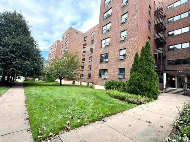 Oakland Gardens (Winsor Park) $298,000 合作公寓 照片 6