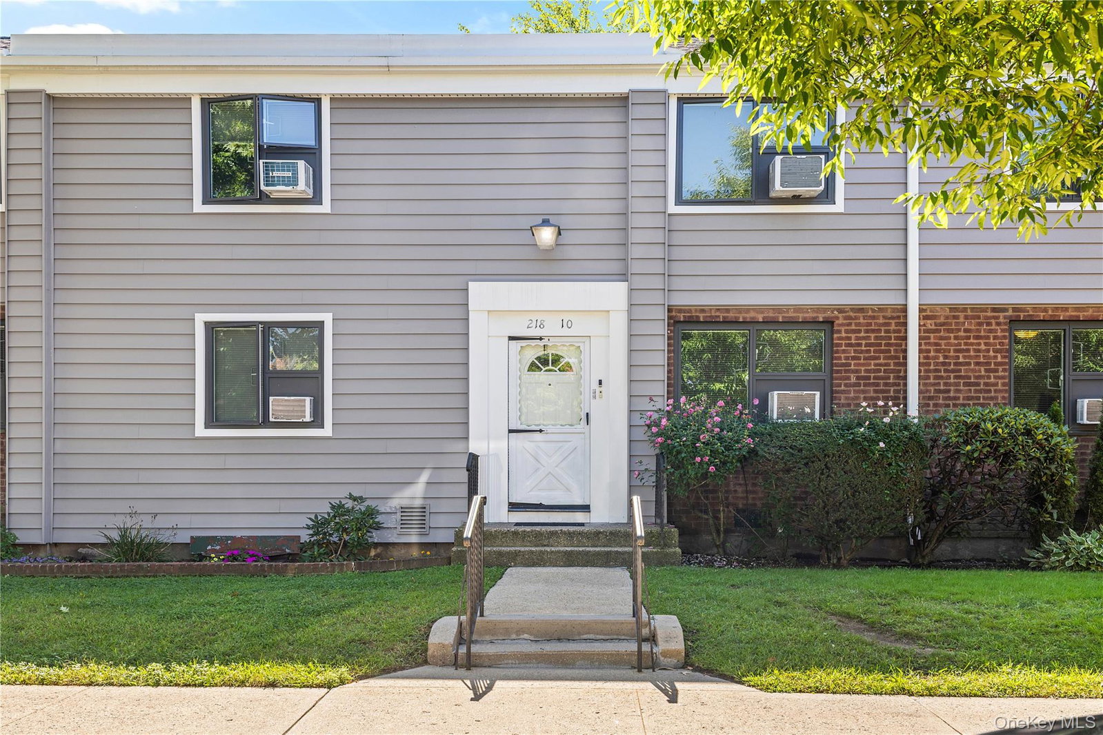 Oakland Gardens $320,000 合作公寓 照片 2