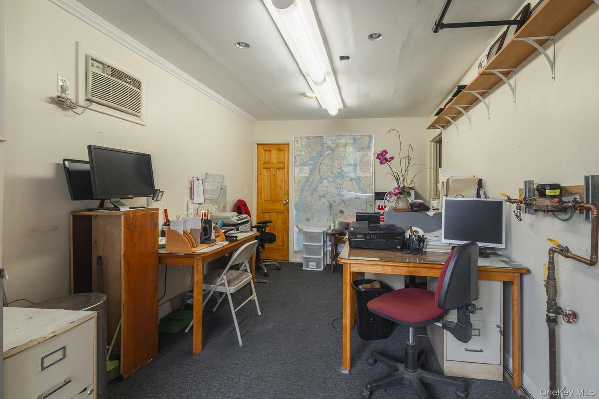 Flushing $1,300,000 多家庭住宅 照片 5