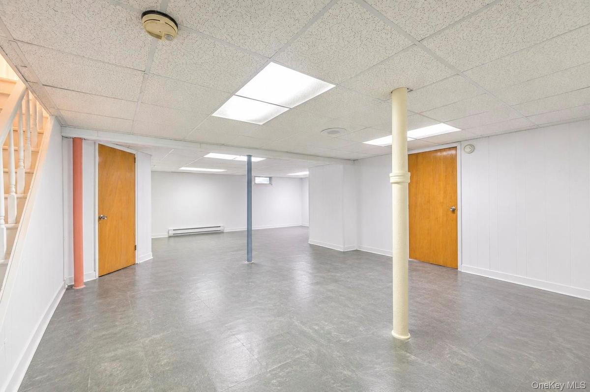Great Neck $1,299,000 独立屋 照片 4