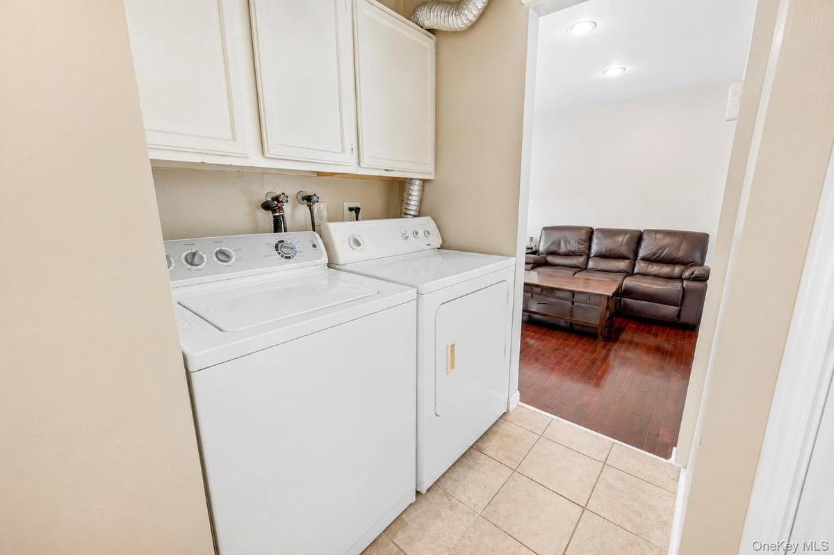 Great Neck $1,299,000 独立屋 照片 6