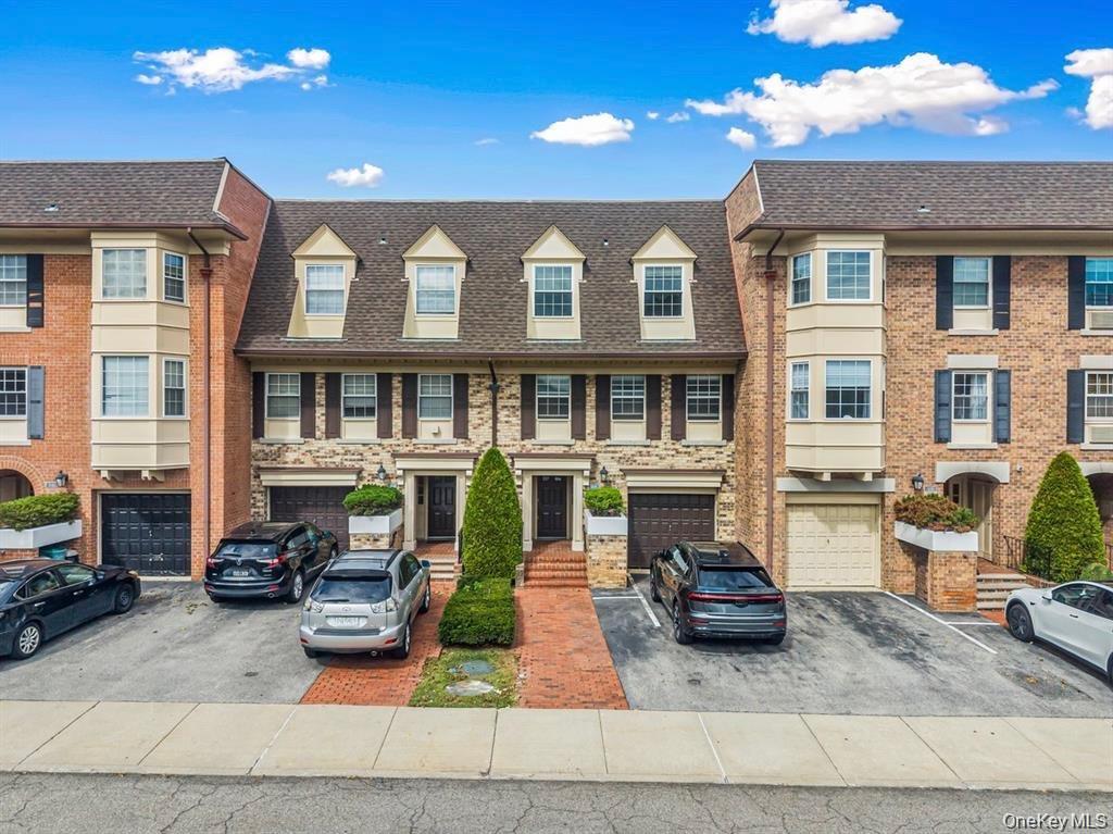 Bayside $799,000 公寓（triplex） 照片 1