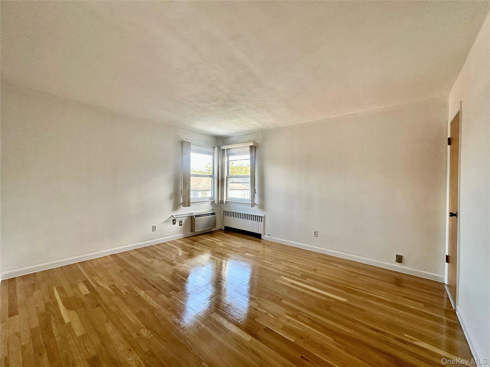 Oakland Gardens 两家庭住宅 照片 6